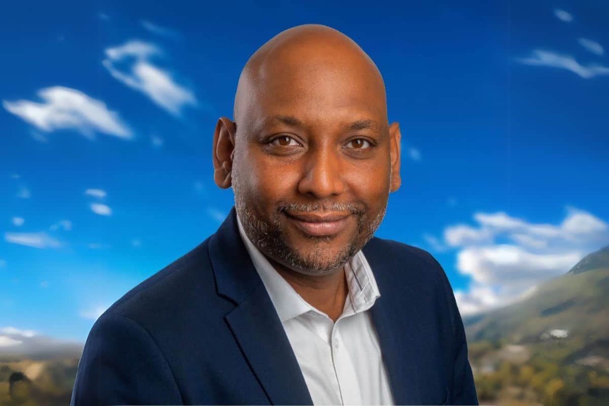 La candidature de Thierry Robert suscite la polémique sur les réseaux sociaux