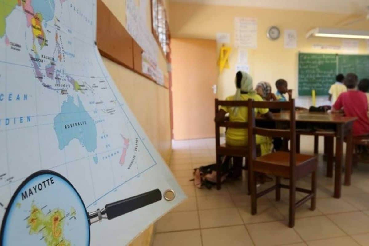 La colère des parents mahorais face aux refus de scolarisation à La Réunion