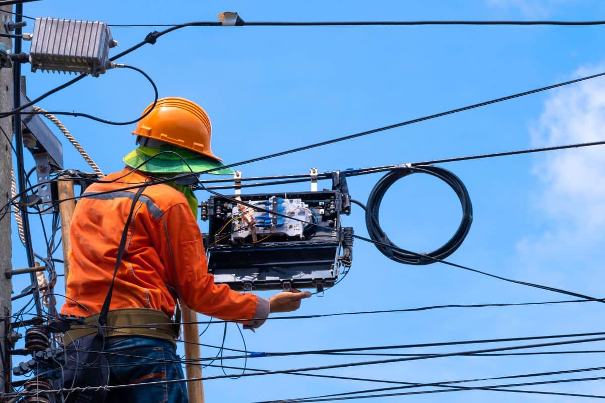 Cyclone Garance tous les foyers seront réalimentés en électricité d'ici mercredi