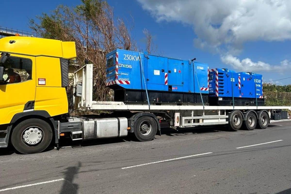 EDF déploie des solutions d’urgence pour rétablir l’électricité à Sainte-Rose après le cyclone Garance