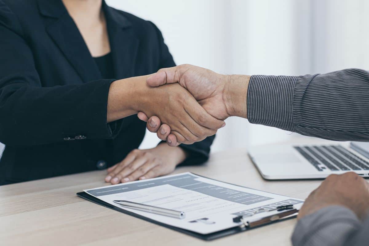 EMPLOI DES JEUNES À LA RÉUNION Une génération sacrifié ou espoir d’un avenir meilleur