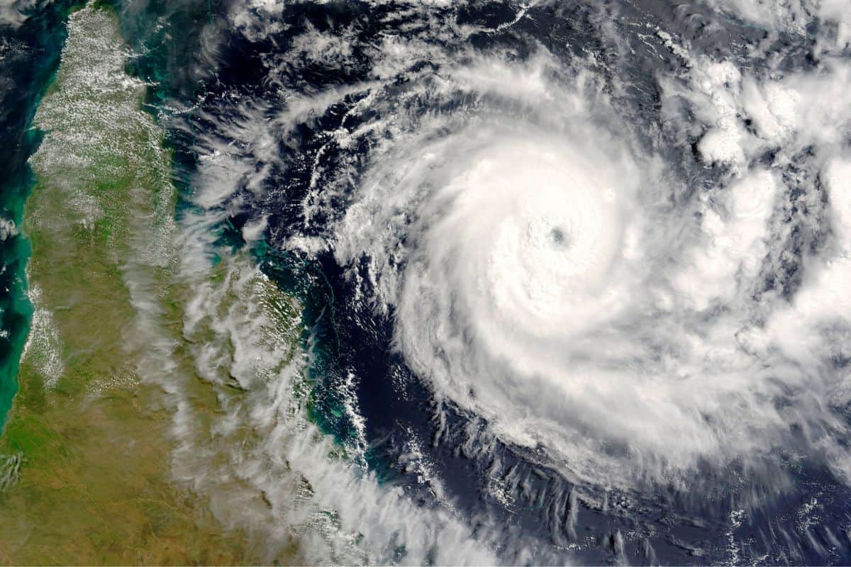 La forte tempête tropicale Jude devrait frapper Madagascar dans la nuit