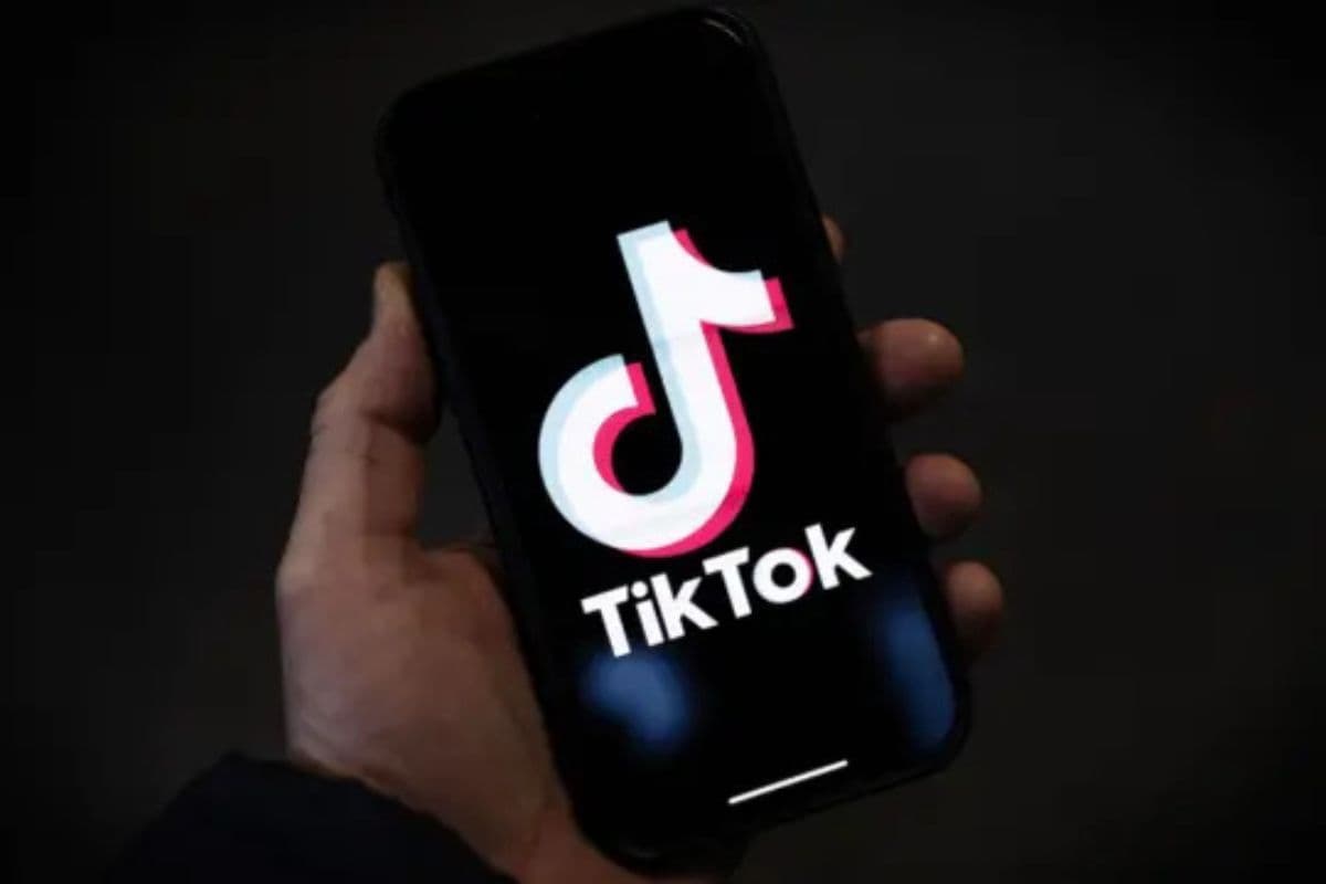 TikTok, réseaux sociaux, jeunes Réunionnais, culture créole, influenceurs, tendances