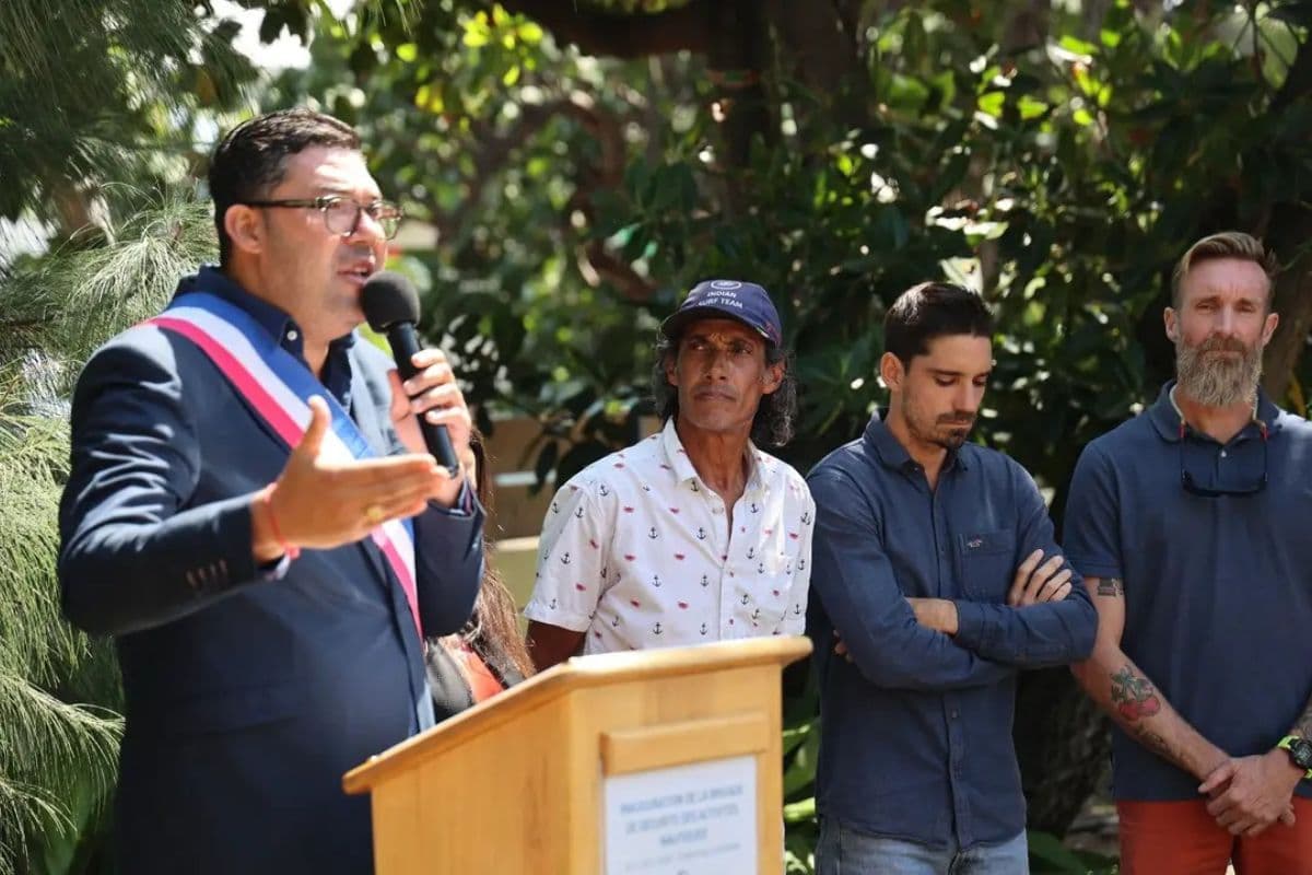 surf, Étang-Salé, sécurité en mer, activités nautiques, BSAN, océan, RESSAC, crise requin, sports de glisse, La Réunion