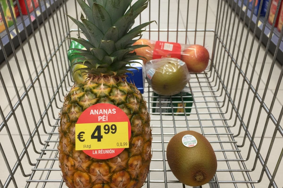 Pouvoir d'Achat, Manger Péi, Inflation, Produits Locaux, Importation, Prix, Grande Distribution.