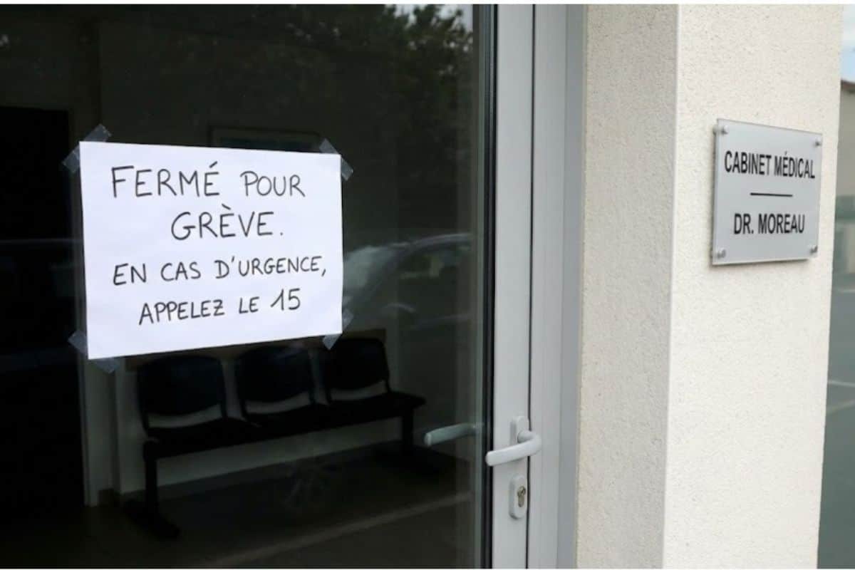 Cabinets fermés Comment se soigner à La Réunion pendant la grève des médecins Grève médecins, La Réunion, Santé, ARS, Urgences, 974, Cabinets fermés, Soins de garde, Journal.re