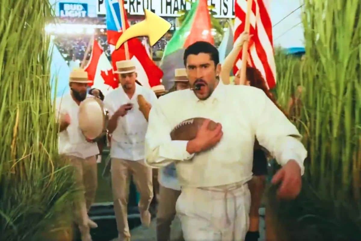 Bad Bunny au Super Bowl Pourquoi les drapeaux de la Martinique et de la France étaient-ils présents