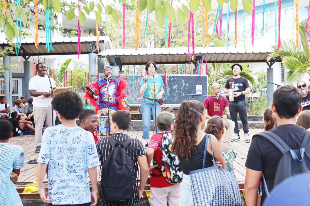 La Réunion, L’Étang-Salé, culture, créolité, éducation, musique, maloya, échange culturel
