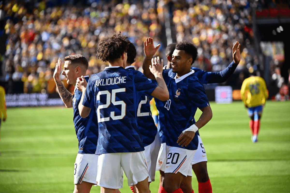 Les Bleus en mode préparation sérieux, tests et ambitions affichées