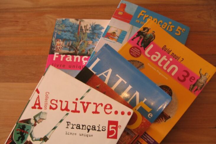 Association Qui Récupère Les Manuels Scolaires Périmés
