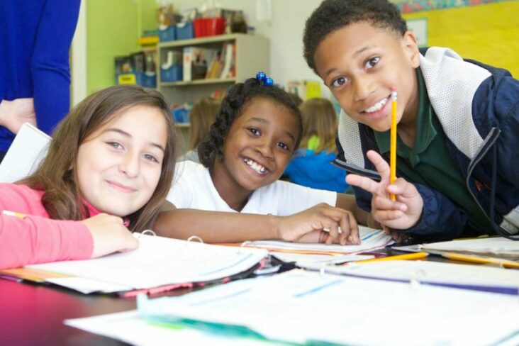 Rentrée : quelques conseils pour les parents pour une année scolaire réussie - Journal.re